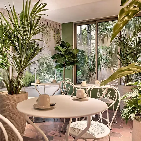 Posy By Happyculture Hotell Paris