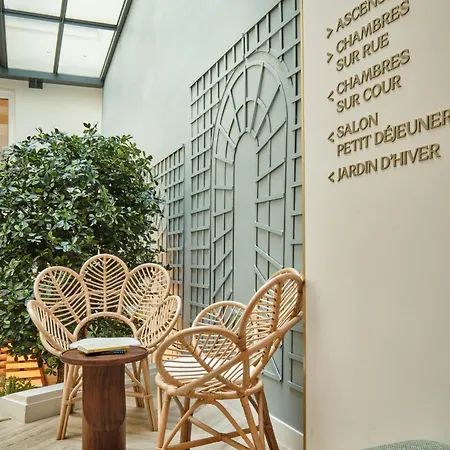 Hotell Posy By Happyculture Paris
