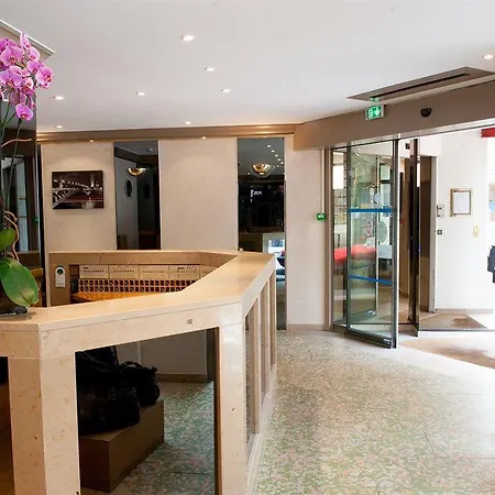 Hotel Moulin Plaza 3*