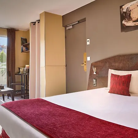 Moulin Plaza By Happyculture Hotel 3*