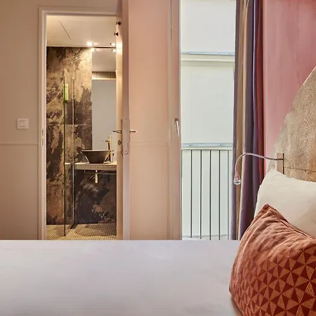 Moulin Plaza By Happyculture Hotel
