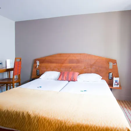 Posy By Happyculture פריז