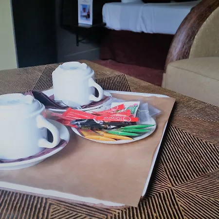 Posy By Happyculture מלון