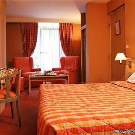 Hotel Moulin Plaza 3*