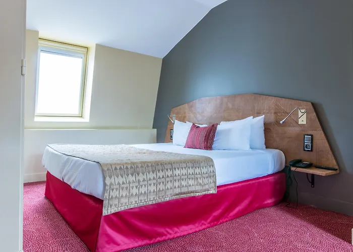 Posy By Happyculture 4*