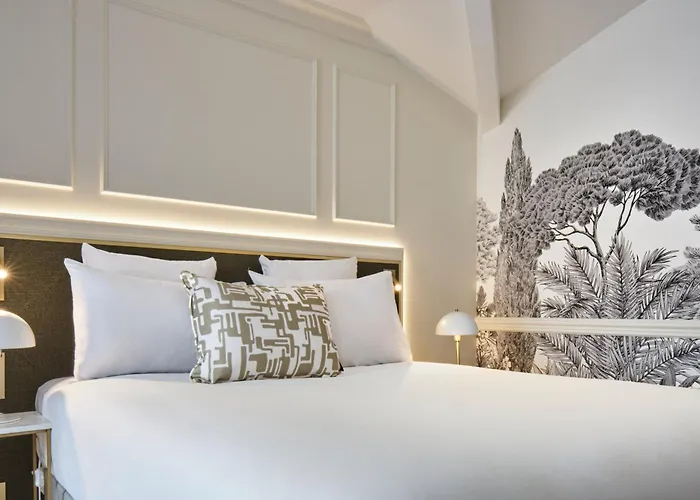 Posy By Happyculture 4*