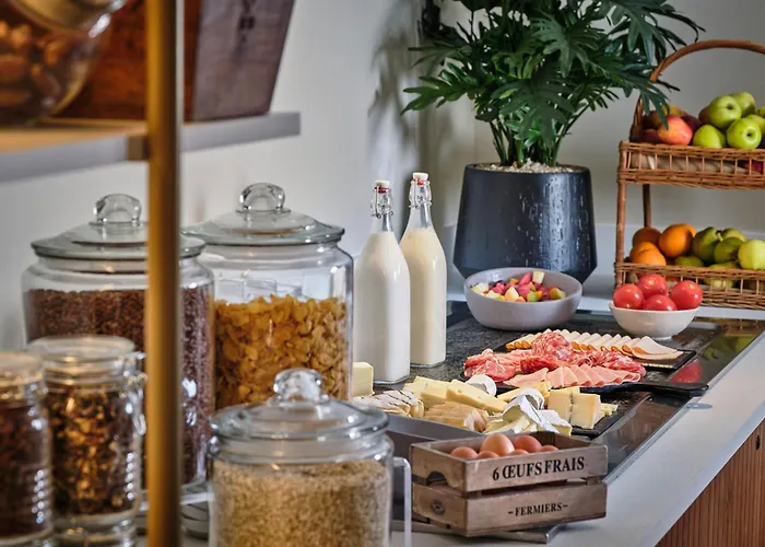 Hotell Posy By Happyculture Paris