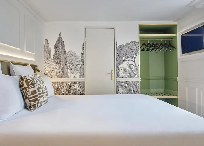 Hotell Posy By Happyculture Paris