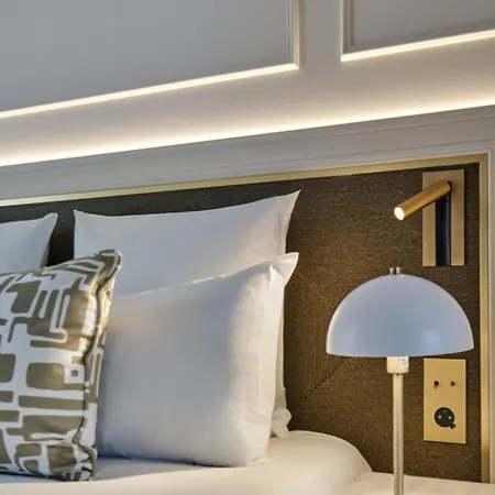מלון Moulin Plaza By Happyculture 3*